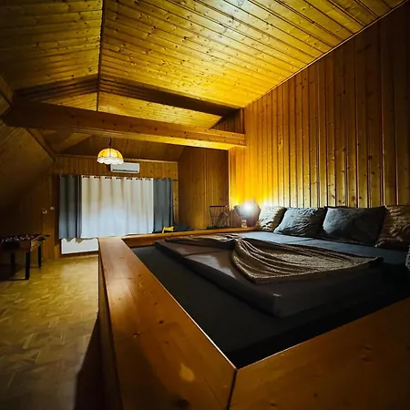 Family Stankov, Pool, Sauna & Playground *